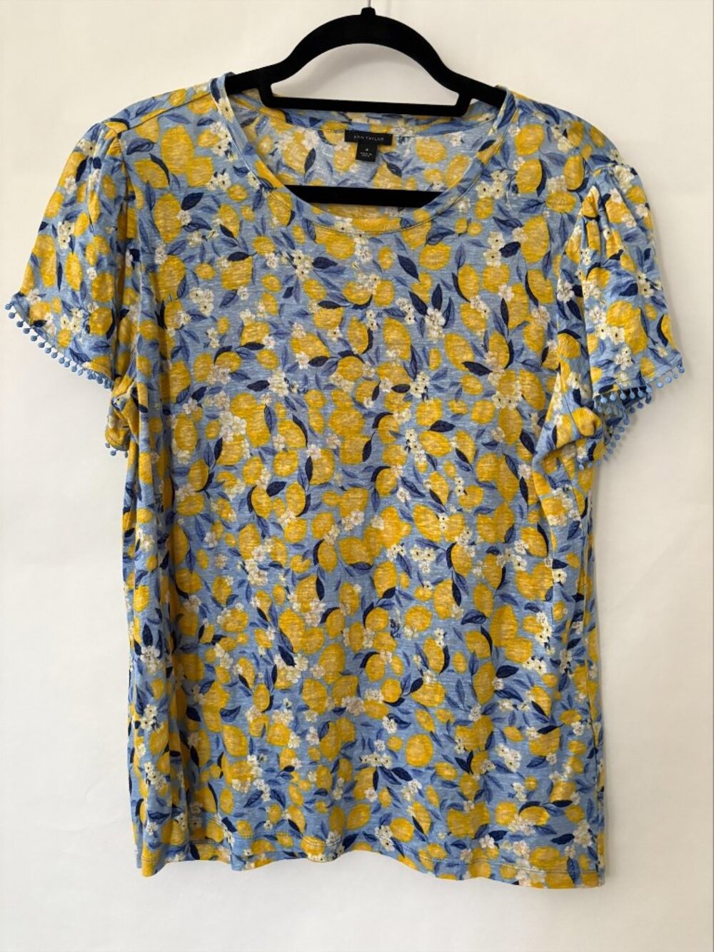 Ann Taylor Lemon Print Linen Cotton Short Sleeve Top Size Medium